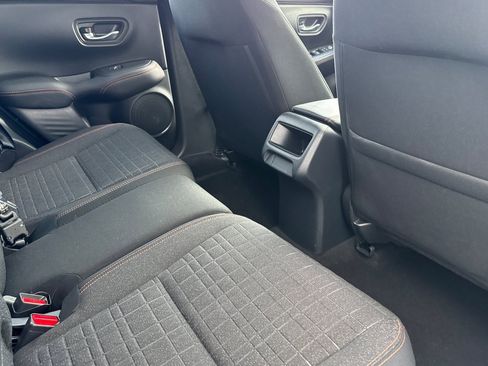 Used 2023 Honda HR-V Sport image 29