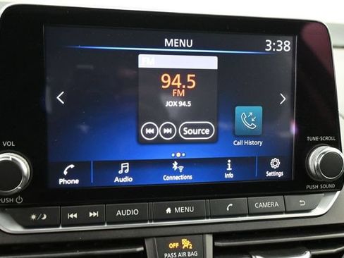 Used 2021 Nissan Altima 2.5 SV FWD image 11