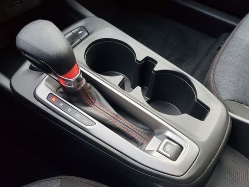 Certified 2024 Chevrolet Trax RS w/ Sunroof Package image 31