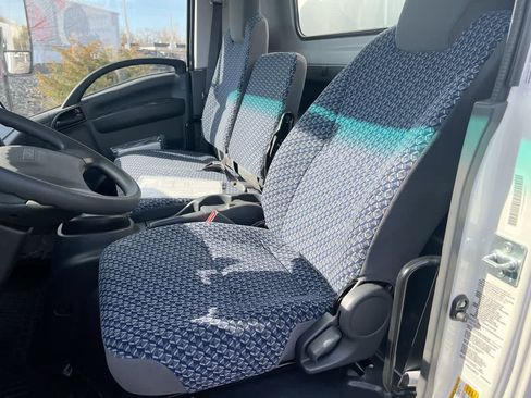 New 2024 Chevrolet Low Cab Forward image 11