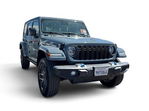 Used 2024 Jeep Wrangler Unlimited AWD/4WD image 18