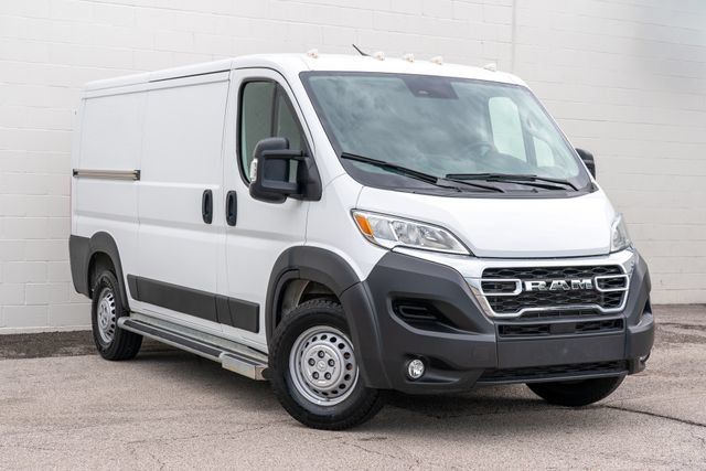 Used 2025 RAM ProMaster 2500 w/ U-Haul Equipment Group FWD image 4