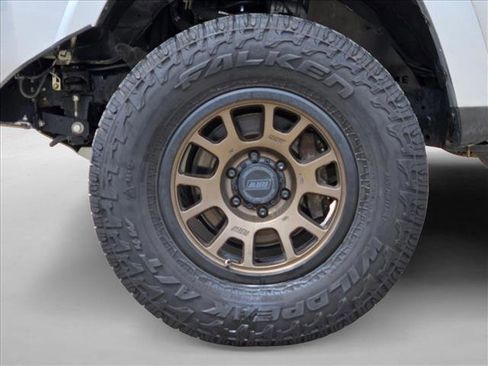Used 2021 Toyota 4Runner TRD Off-Road AWD/4WD image 9