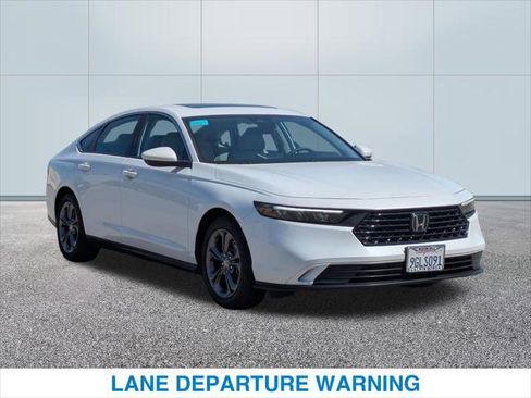 Used 2023 Honda Accord EX image 4