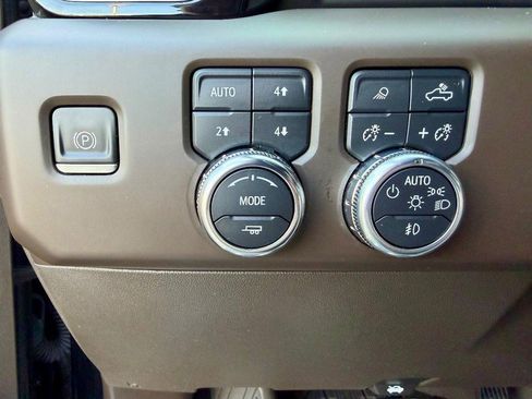 Used 2022 GMC Sierra 1500 Denali image 26