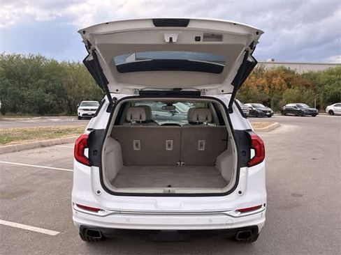 Used 2018 GMC Terrain Denali w/ Advanced Safety Package image 37