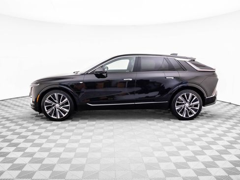 Certified 2024 Cadillac Lyriq Luxury w/ LPO, Floor Liner Package image 5