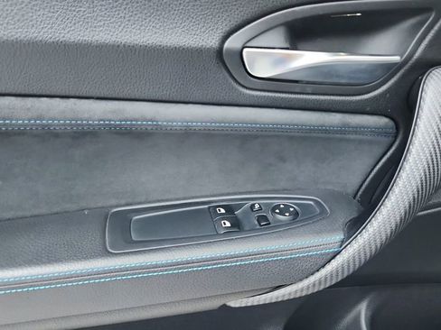 Used 2016 BMW M2 image 16