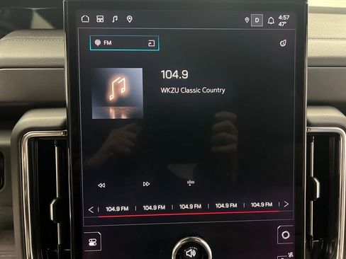 Used 2025 GMC Yukon Denali image 59