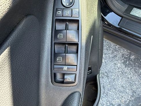 Used 2008 Mercedes-Benz GL 450 4MATIC image 9