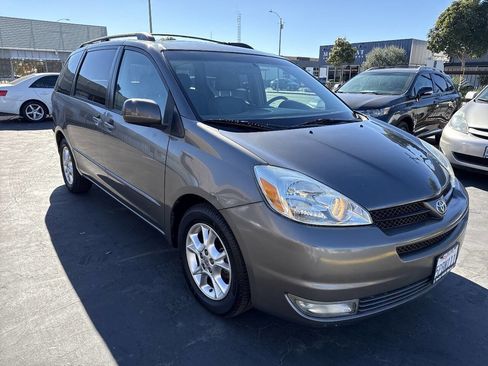 Used 2005 Toyota Sienna image 8