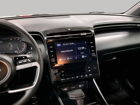 Used 2024 Hyundai Santa Cruz SEL AWD/4WD image 7