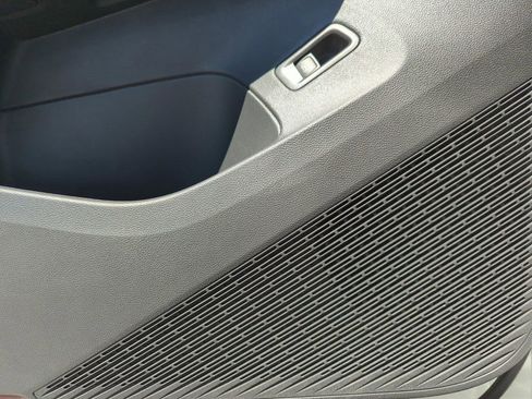 Used 2024 Volkswagen Atlas SEL Premium R-Line image 33