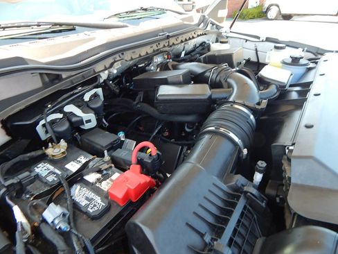 Used 2022 Ford F250 XL w/ Power Equipment Group image 27