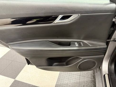 Used 2023 Genesis G80 2.5T image 16