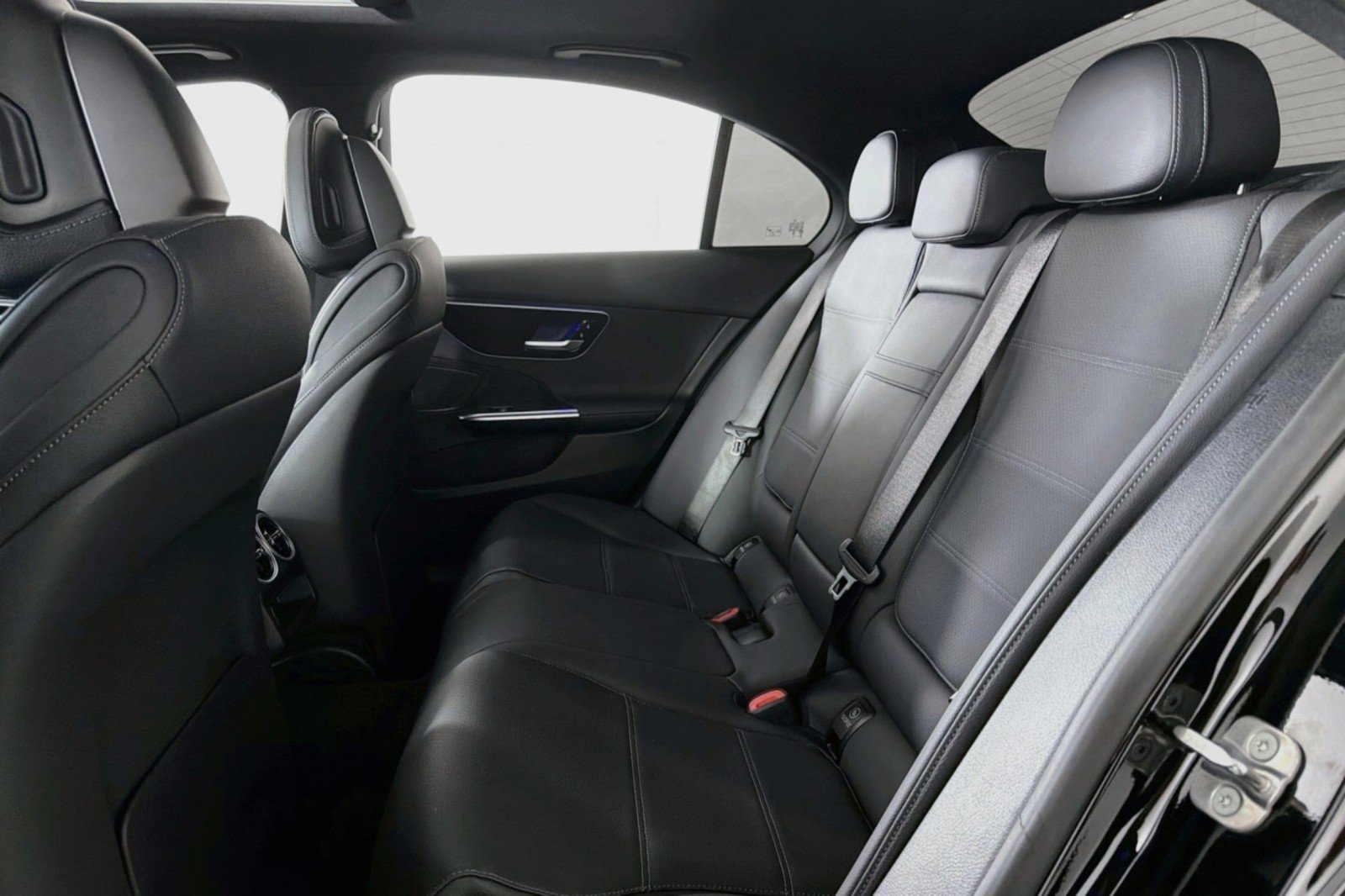 Certified 2024 Mercedes-Benz C 300 Sedan image 8