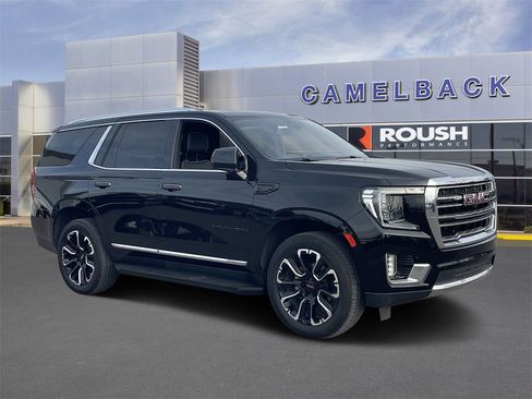 Used 2022 GMC Yukon SLT w/ SLT Premium Package image 6