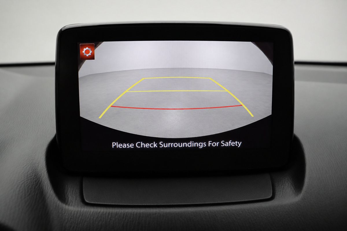 Used 2020 Toyota Yaris XLE FWD image 35