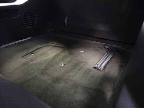 Used 2018 Chevrolet Tahoe LS w/ Skid Plate Package image 22