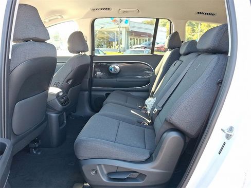 New 2026 Hyundai Ioniq 9 SE image 6