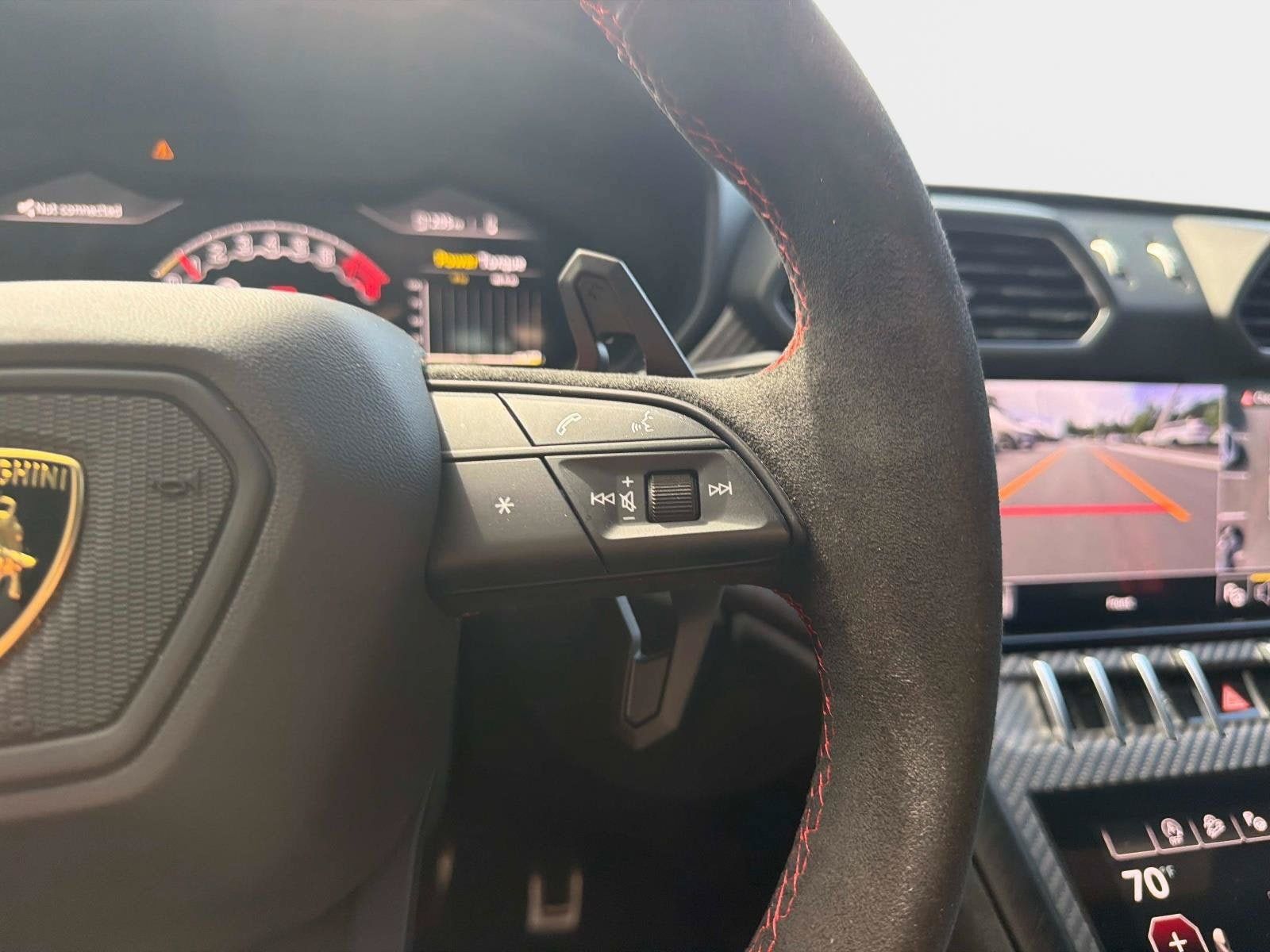 Used 2024 Lamborghini Urus Performante AWD/4WD image 31