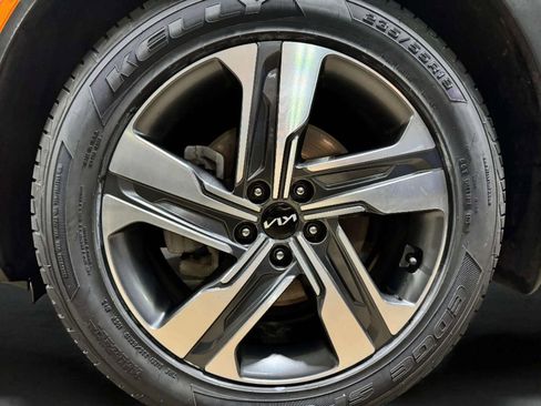 Used 2023 Kia Sorento SX Prestige image 30