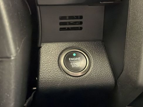 Used 2019 Ford F150 Raptor w/ Equipment Group 802A Luxury AWD/4WD image 17