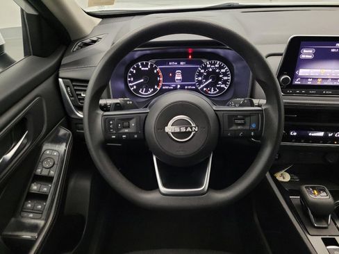 Used 2024 Nissan Rogue SV AWD/4WD image 22