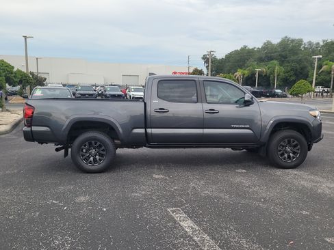 Certified 2022 Toyota Tacoma SR5 w/ Technology Package AWD/4WD image 8