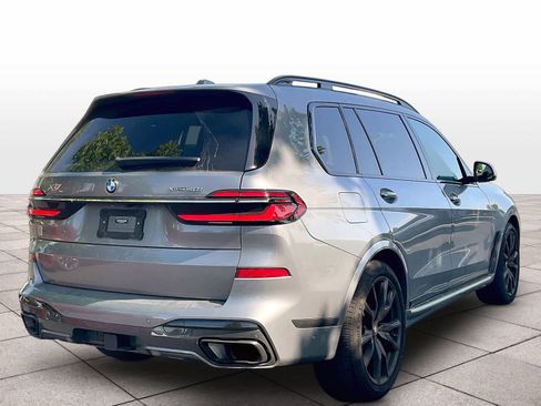Used 2023 BMW X7 xDrive40i w/ M Sport Package AWD/4WD image 13