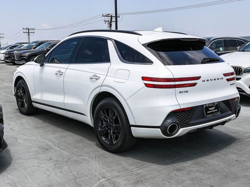 Used 2022 Genesis GV70 3.5T Sport AWD/4WD image 6