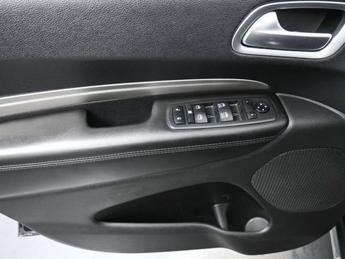 Used 2019 Dodge Durango AWD image 13