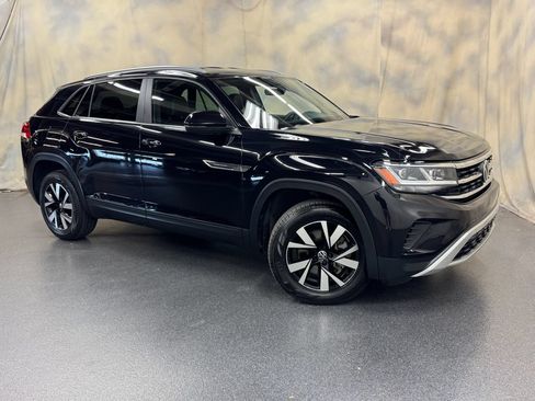 Used 2022 Volkswagen Atlas Cross Sport SE FWD image 8