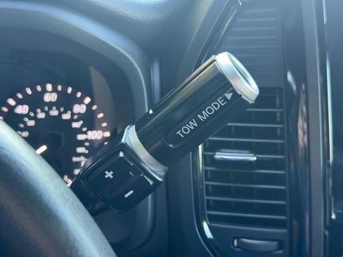 Used 2024 Nissan Titan PRO-4X w/ Pro-4x Utility Package image 31