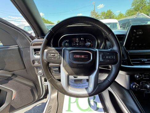 Used 2023 GMC Yukon XL SLE w/ Max Trailering Package AWD/4WD image 6