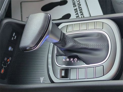 New 2026 Hyundai Kona SE image 25