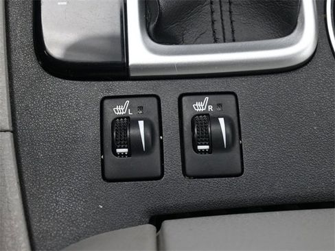 Used 2019 Toyota Highlander XLE image 34