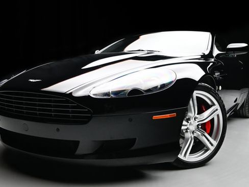 Used 2009 Aston Martin DB9 Coupe RWD image 18