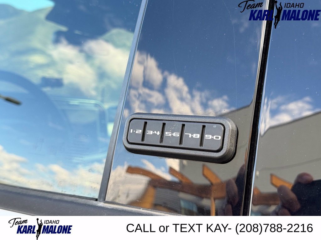 Used 2025 Ford F350 Platinum w/ Tremor Off-Road Package AWD/4WD image 44