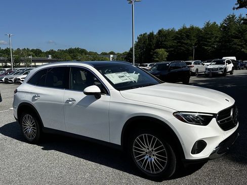 New 2026 Mercedes-Benz GLC 300 image 2