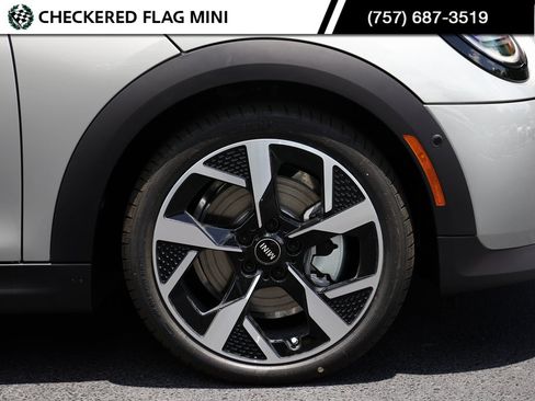 Used 2025 MINI Cooper S image 5