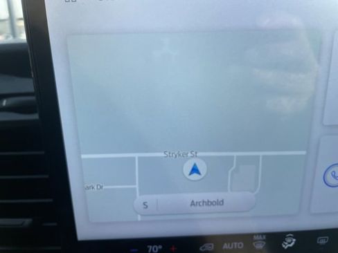 Used 2023 Ford Transit 350 XLT image 30