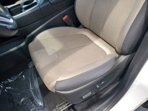 Certified 2023 Hyundai Santa Fe SEL image 12