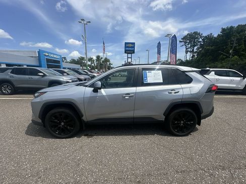 Used 2022 Toyota RAV4 Limited AWD/4WD image 13