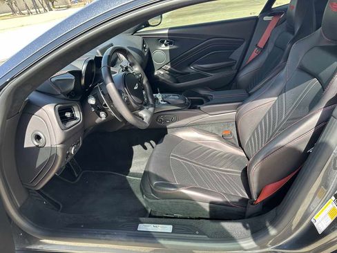 Used 2023 Aston Martin V12 Vantage image 11