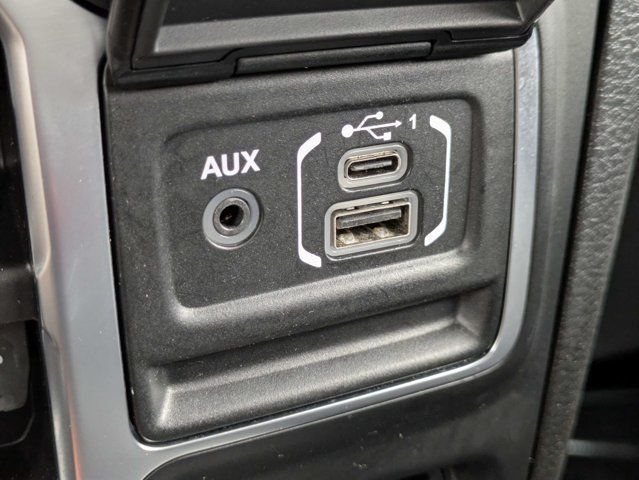 Certified 2026 Jeep Wrangler Unlimited Sahara AWD/4WD image 22