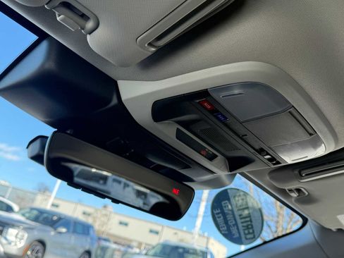 Certified 2025 Subaru Crosstrek 2.0i Premium image 29