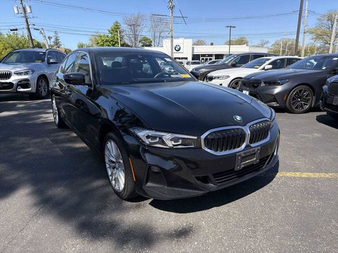 Certified 2024 BMW 330i xDrive Sedan w/ Convenience Package AWD/4WD image 2