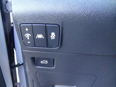 Used 2023 Kia K5 GT-Line image 20