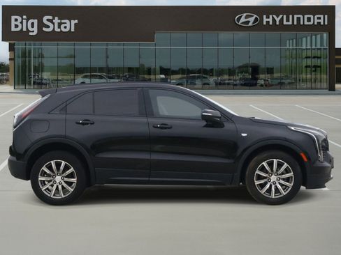 Used 2022 Cadillac XT4 Sport w/ Enhanced Visibility Package FWD image 5